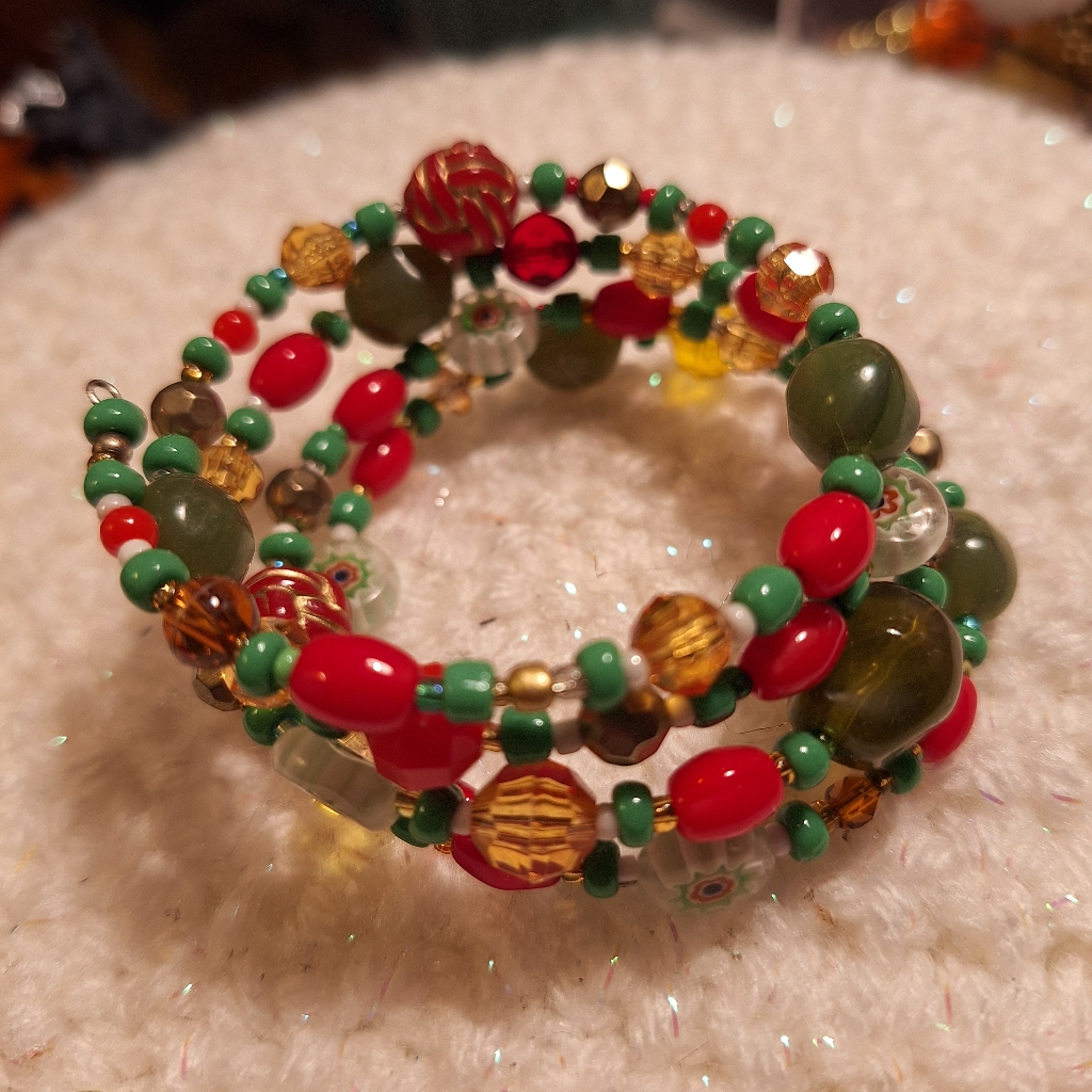 Miliforia Holiday Red Gold Green Memory Wire Bracelet New